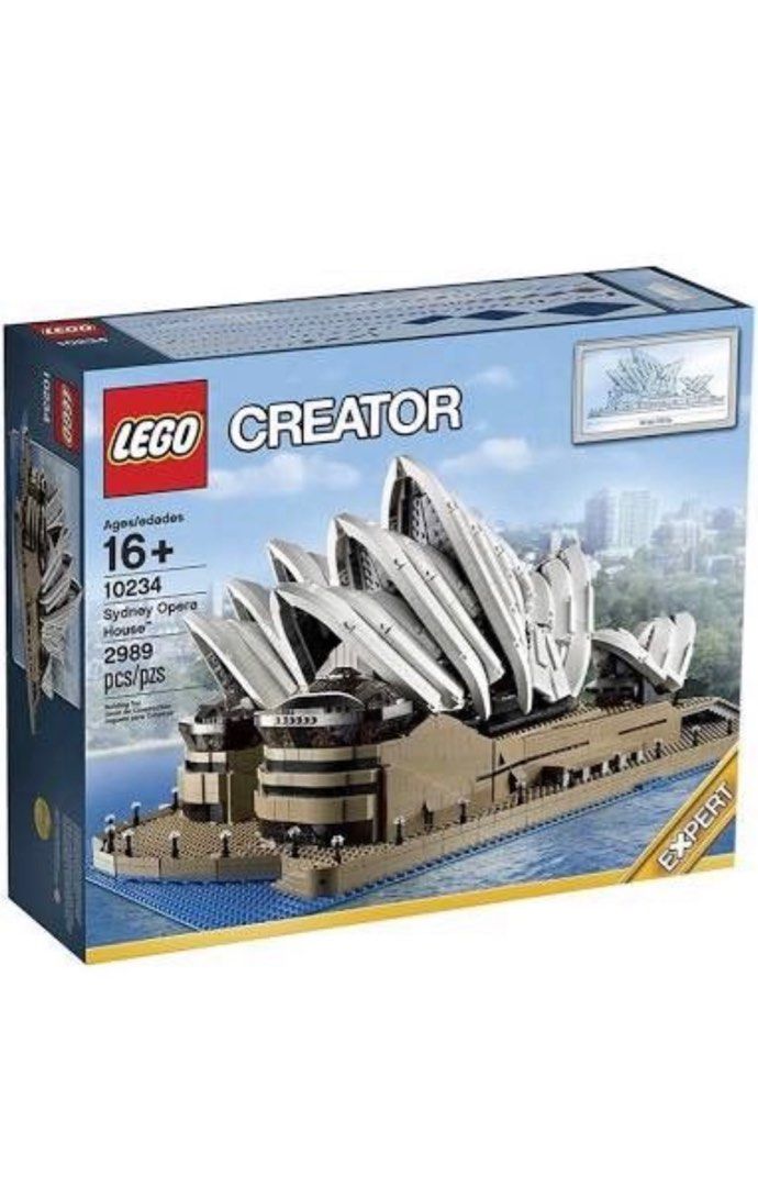 Lego 10234 top