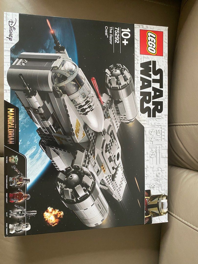 LEGO Star Wars TM The Razor Crest, Hobbies & Toys, Memorabilia ...