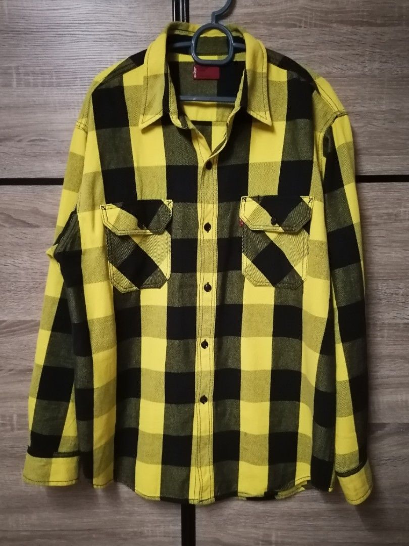 Levis flannel shirt, Men's Fashion, Tops & Sets, Formal Shirts on Carousell