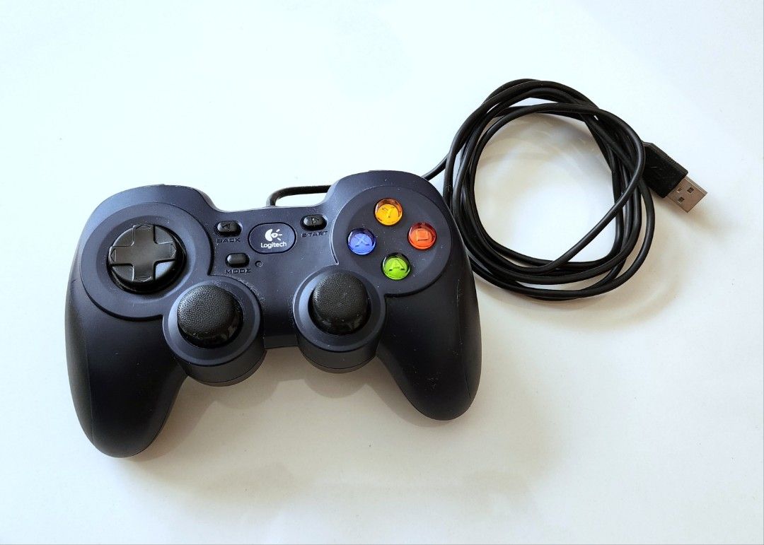 Logitech game controller, Video Gaming, Gaming Accessories, Controllers