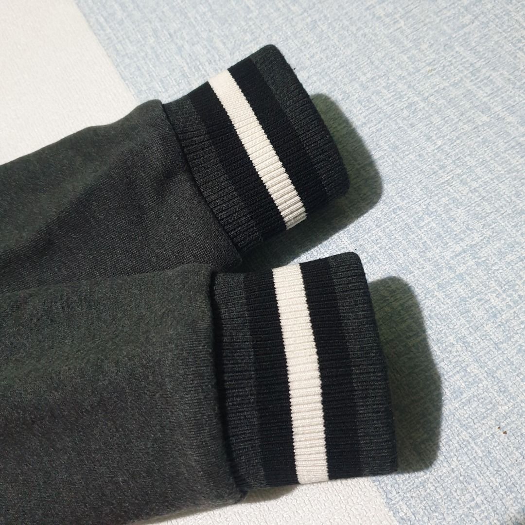 NBA Chicago Bulls Original Varsity Jacket, Fesyen Pria, Pakaian , Baju Luaran di Carousell