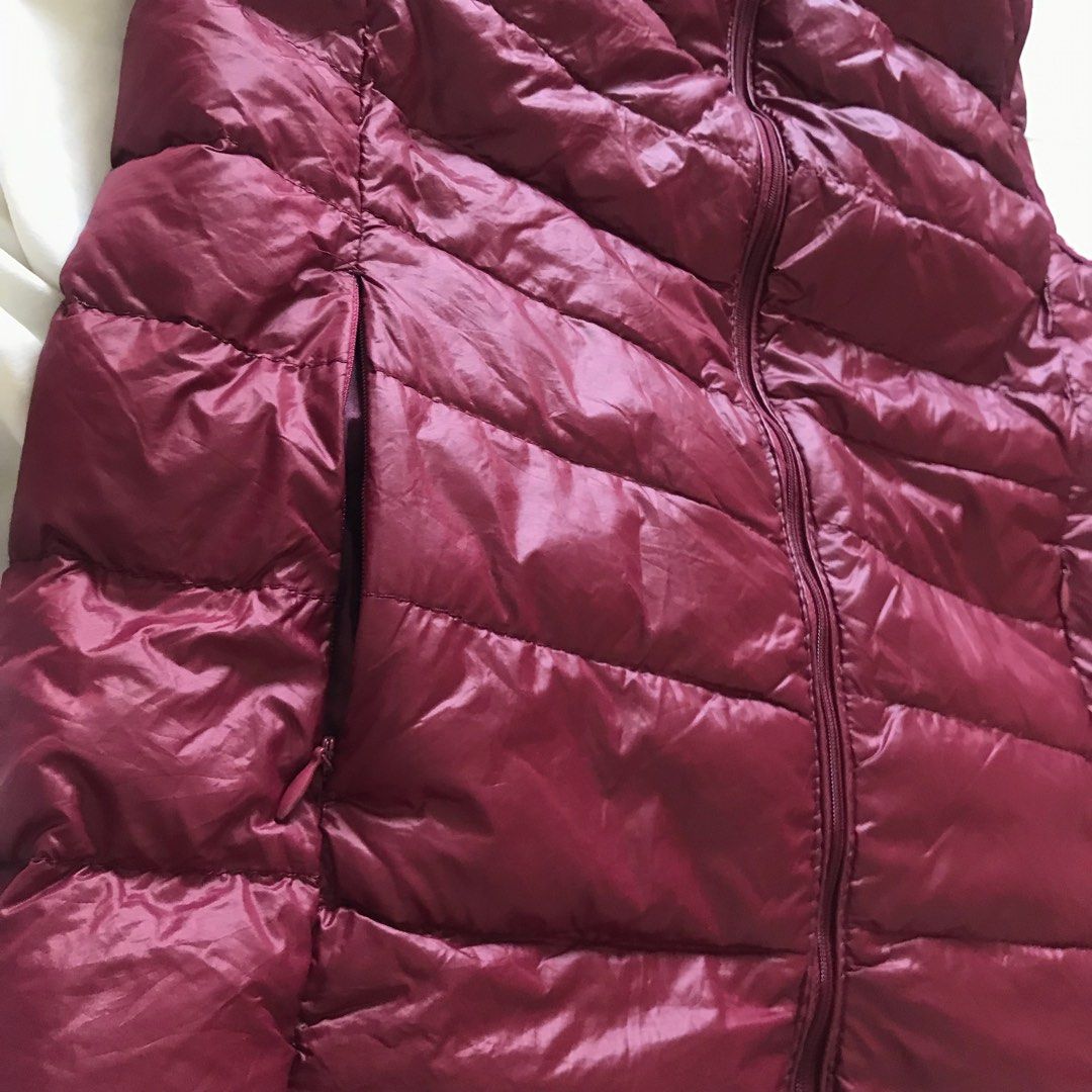 New: Blood Red Puffer Vest Outerwear, Women's Fashion, Coats, Jackets ...