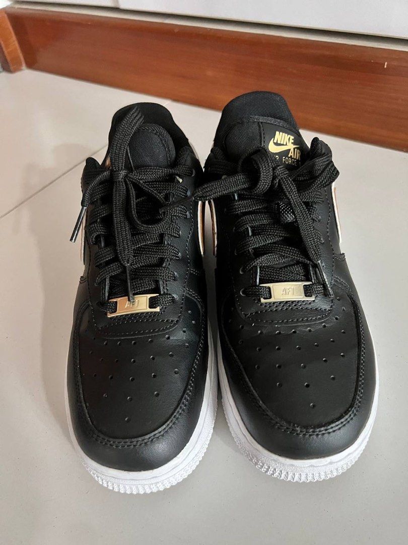 Nike Air force 1 WOMENS black gold
