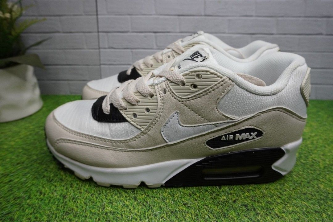 Nike Air Max 90 Essential Ivory Size 39 Insole 25 cm Fesyen Pria