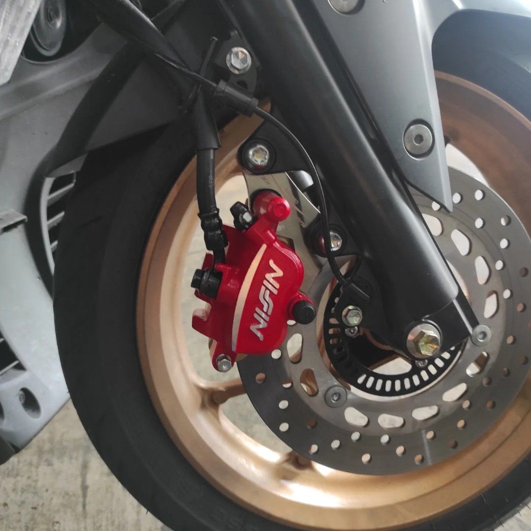 NISSIN SAMURAI FRONT & REAR BRAKE CALIPER ON NMAX V2, Motorcycles