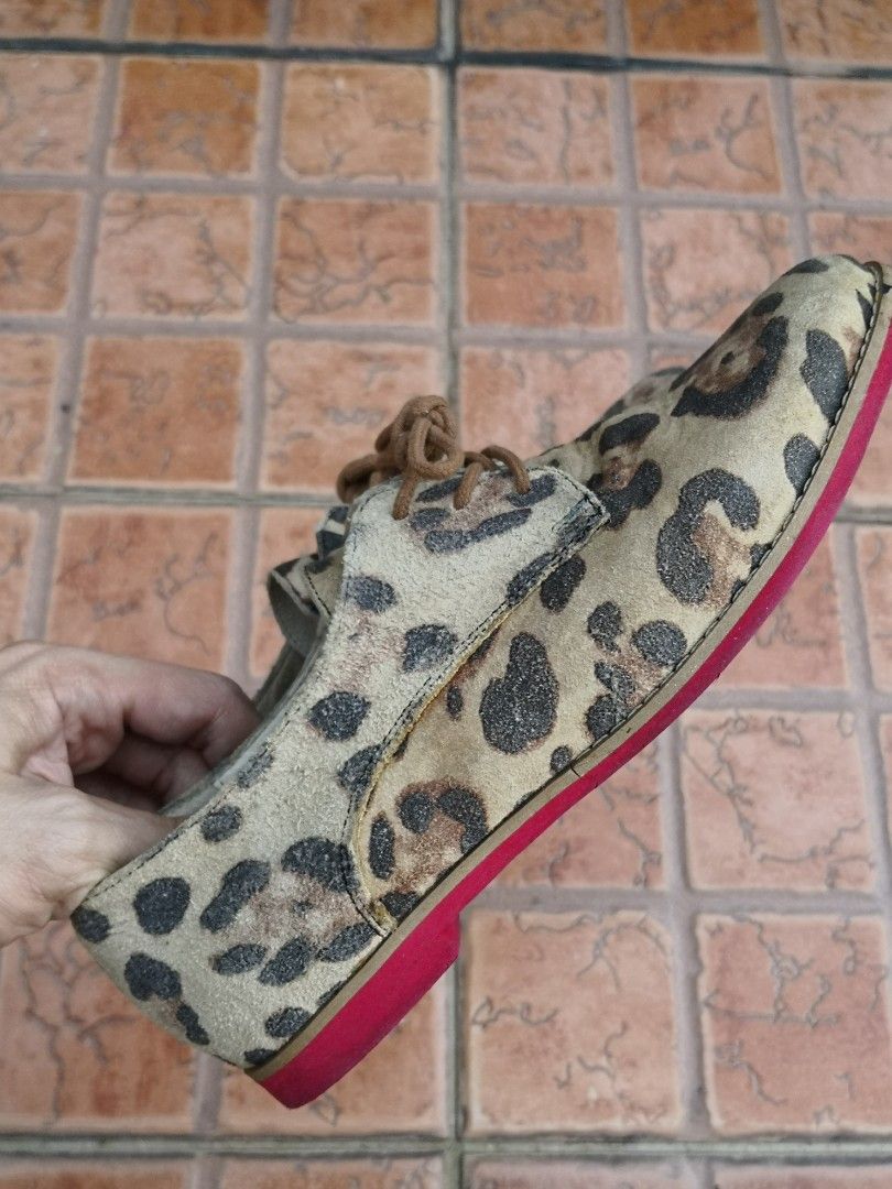 Steve madden leopard print slip 2025 on sneakers
