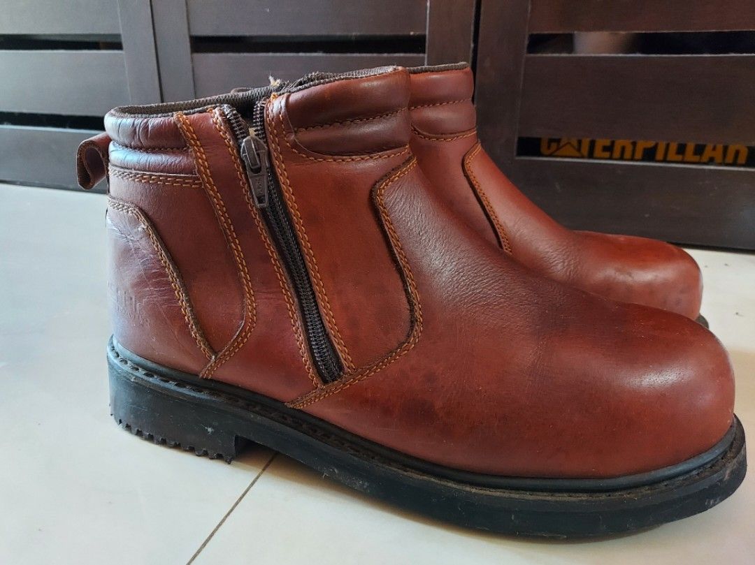 OSCAR SAFETY SHOES Men s Fashion Footwear Casual shoes on Carousell