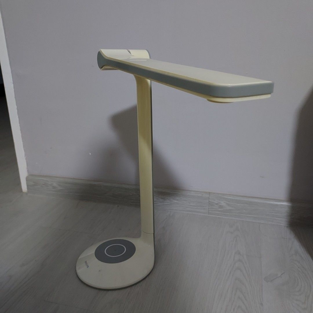 philips table lamp catalogue