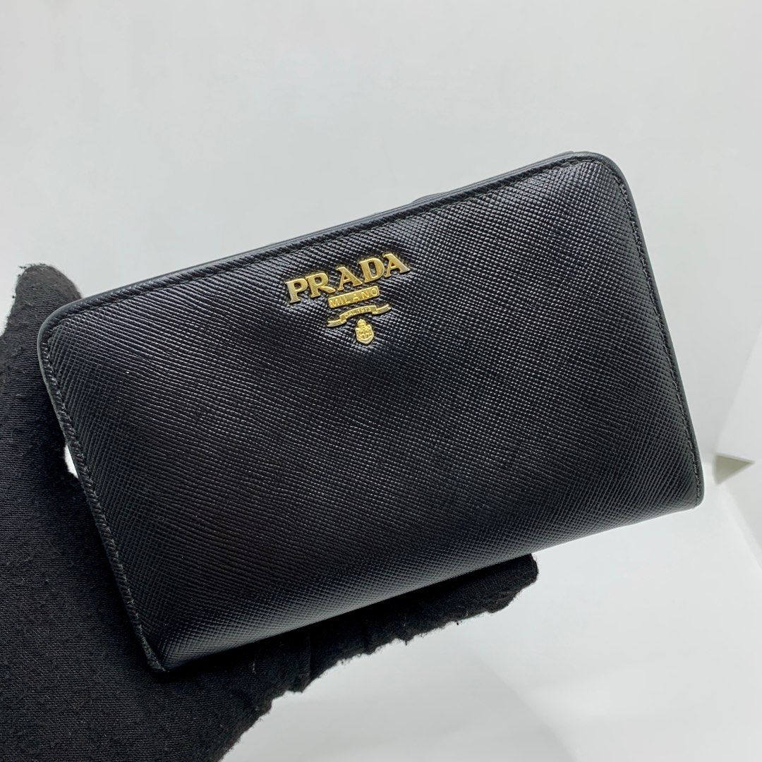 PRADA 1M1225 BLACK FOLD WALLET 227037116 EK*, Luxury, Bags & Wallets on  Carousell