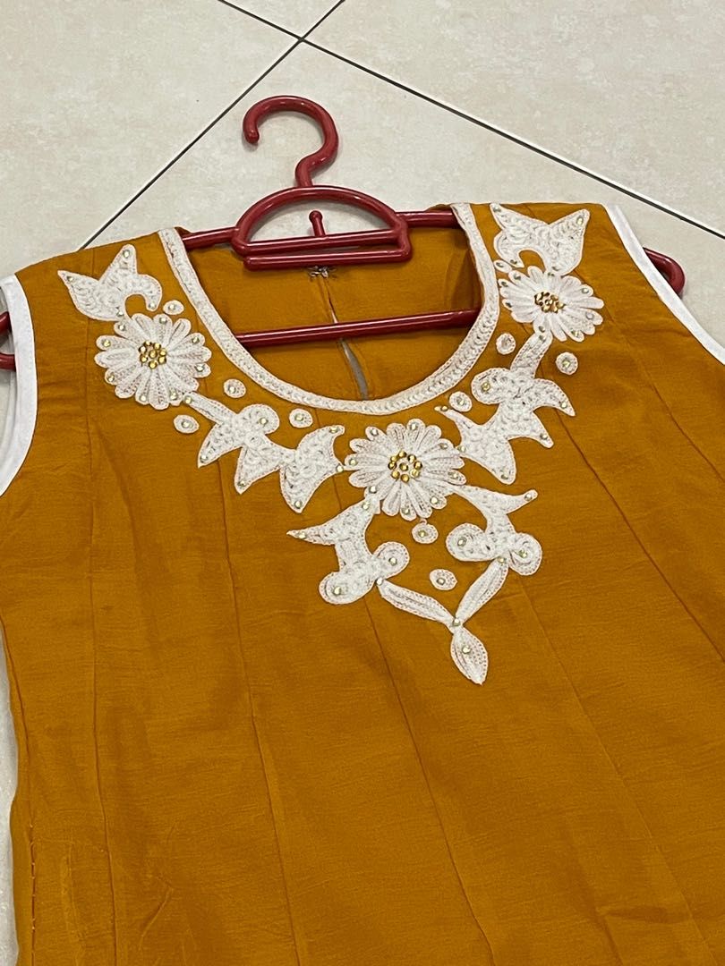 how to wear shawl with punjabi