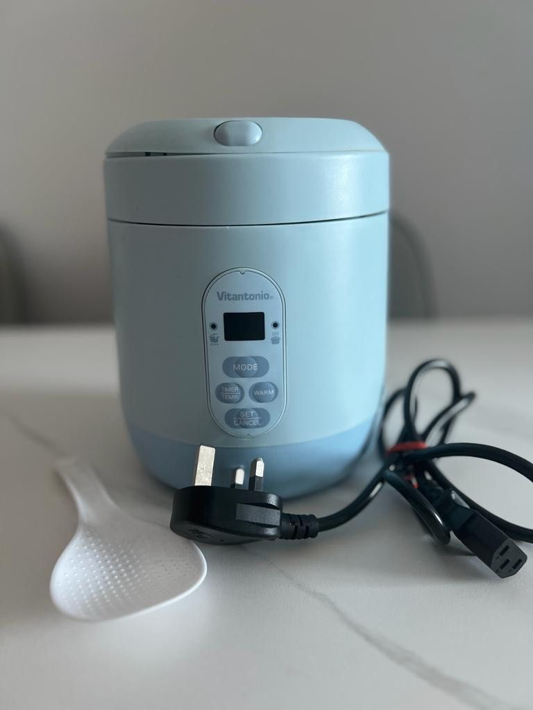 Rice Cooker ( Vitantonio), Furniture & Home Living, Kitchenware