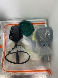 Scoops, feeding bowl, and collar all in