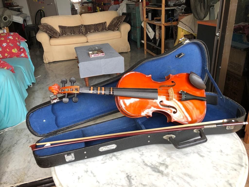 Restored Skylark MV005 Violin 4 4 2 units and 1 4 2 units