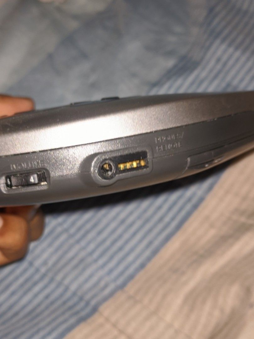 Sony Discman D365 Portable Disc Music Player, Audio, Portable Music