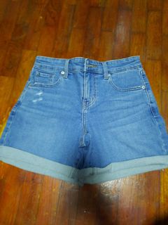(Category: ) located in . Submitted by alkdlwnsl (Listing ID 1205133157, Image 1). Description: .