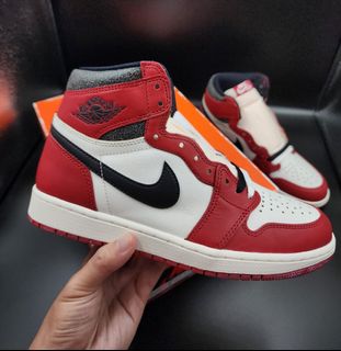 (Category: ) located in . Submitted by sneakerpanda88 (Listing ID 1205183734, Image 1). Description: .