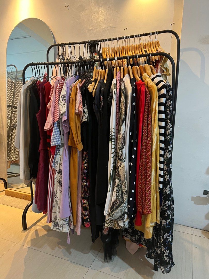 Used Clothes Rack Double Black, Furniture & Home Living, Home