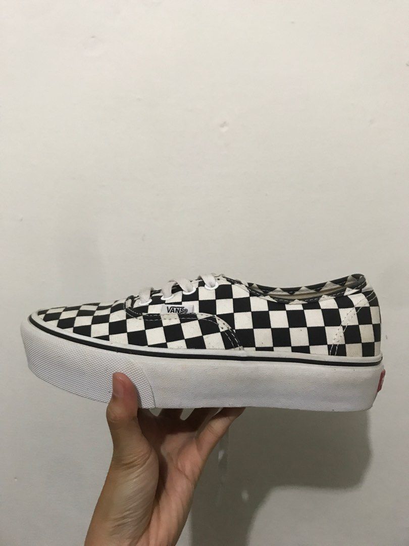 Vans authentic hotsell checkerboard platform