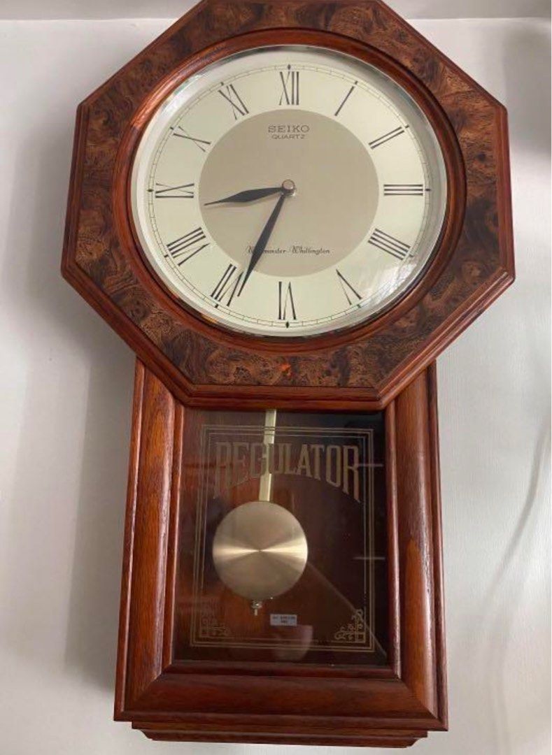 Vintage Wall Clock, Furniture & Home Living, Home Decor, Clocks on Carousell