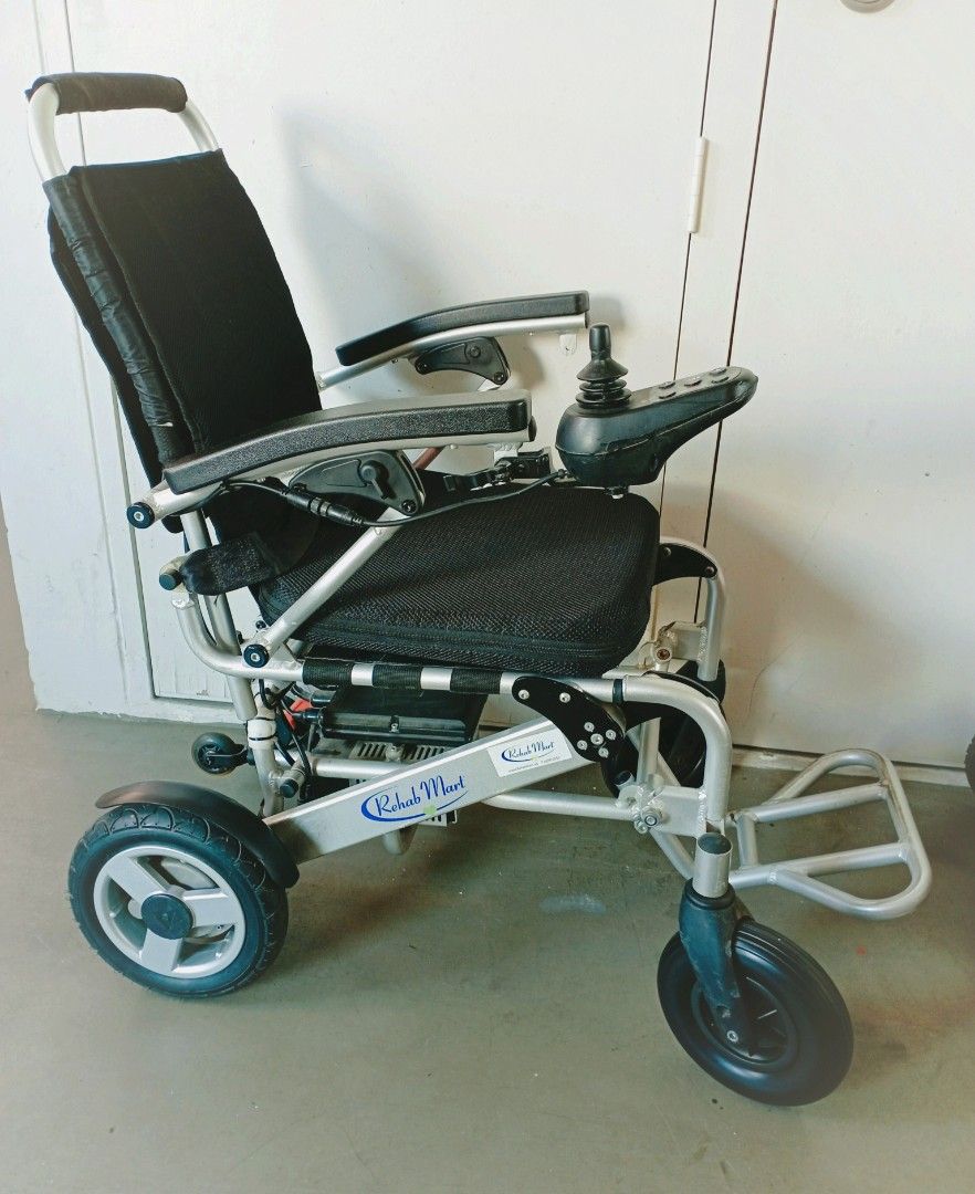 16" Motorized Wheelchair, Health & Nutrition, Assistive & Rehabilatory