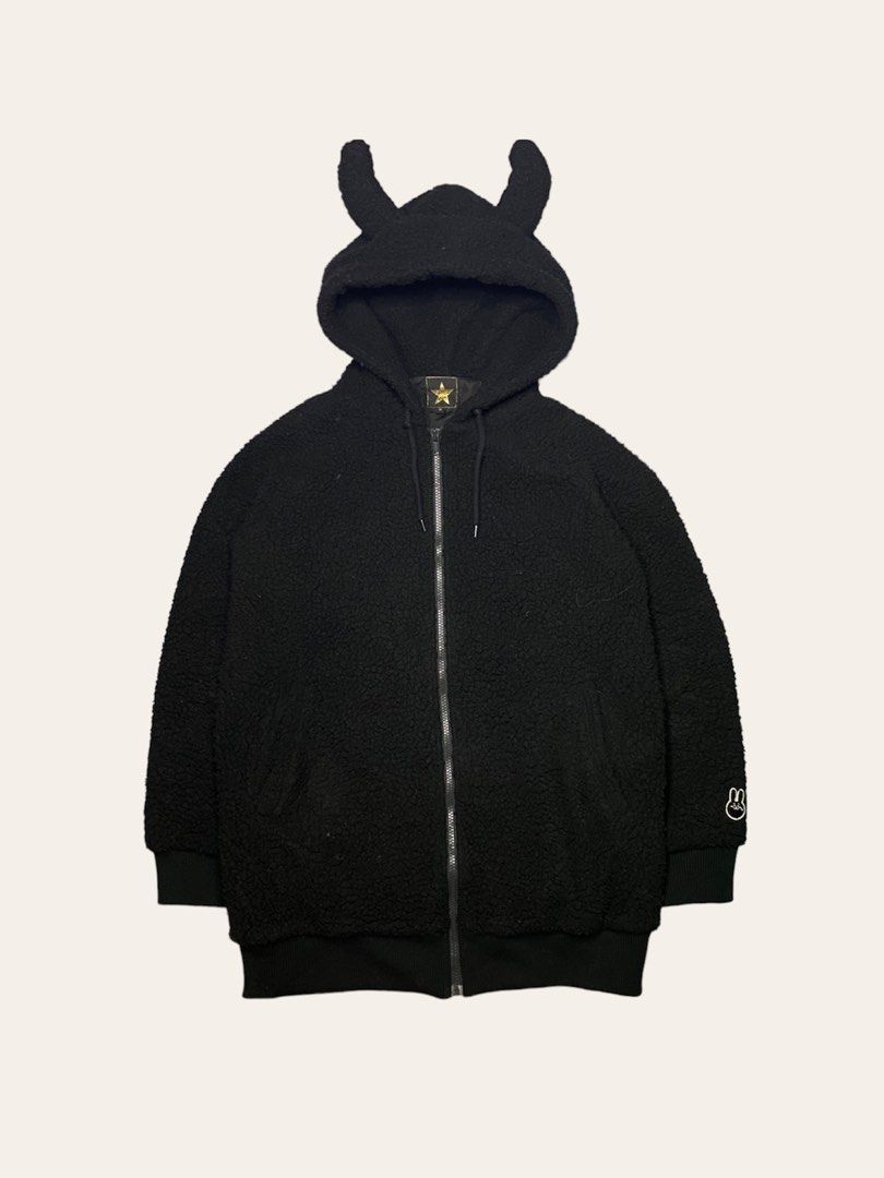 20471120 Hyoma Sherpa Devil Horn Hood Zipped Up Hoodie