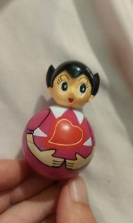 原子小金剛 不倒翁 全家