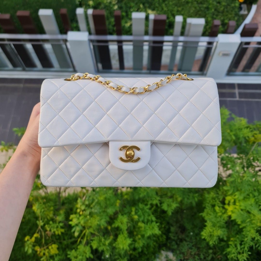 Chanel White Quilted Lambskin 25cm Classic Double Flap Bag with