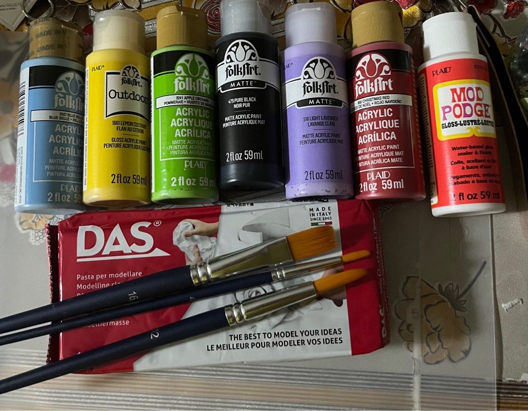 Acrylic paint clay brushes glaze mod podge, Hobbies & Toys, Stationery