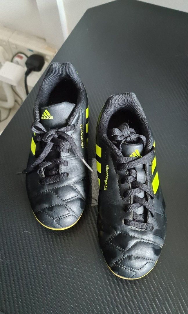 Adidas stiefel 28 2025