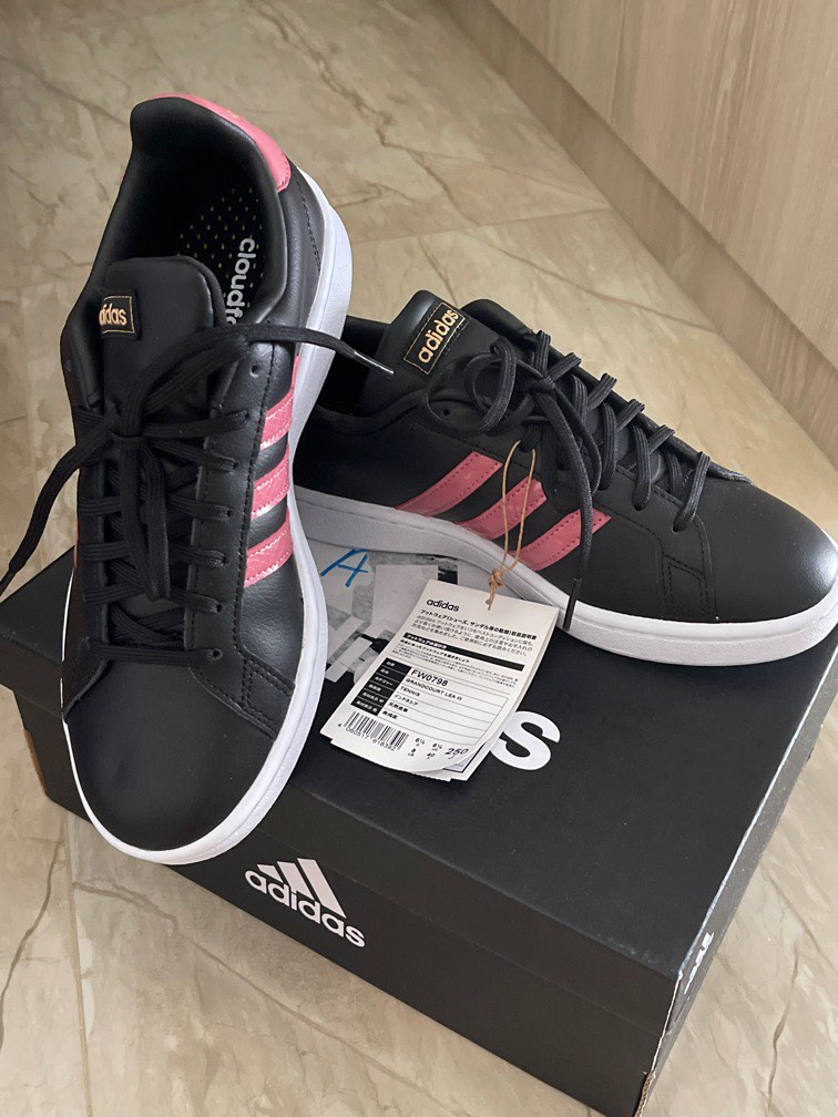 popular adidas tennis shoes