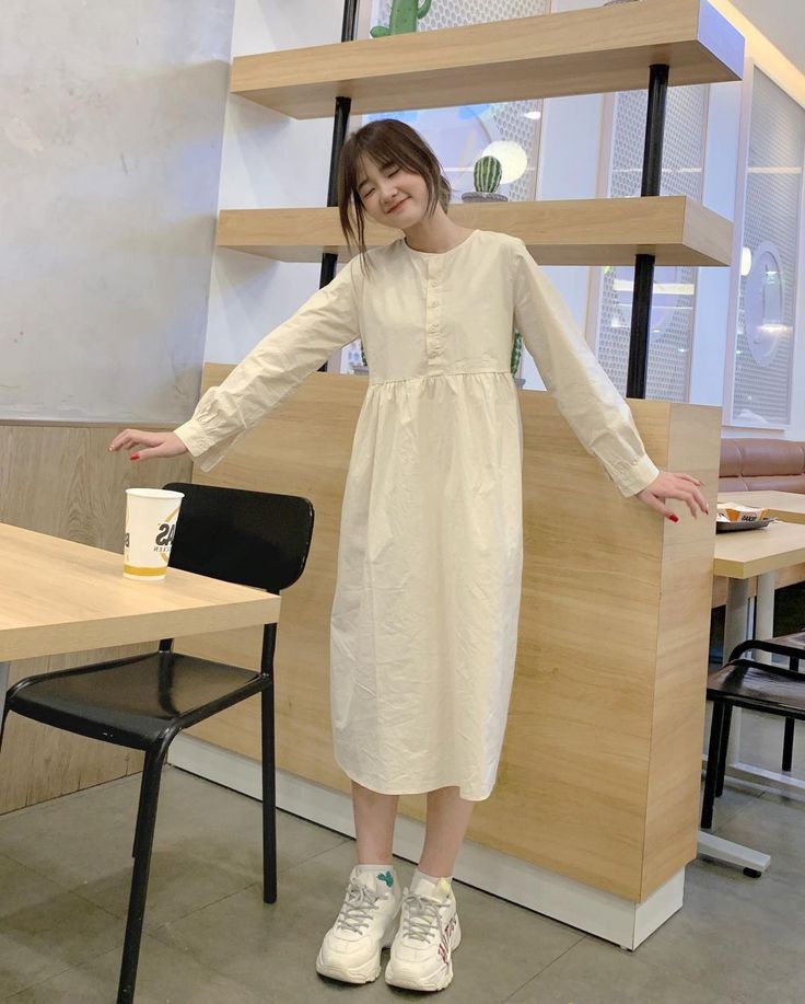 Dress putih casual top