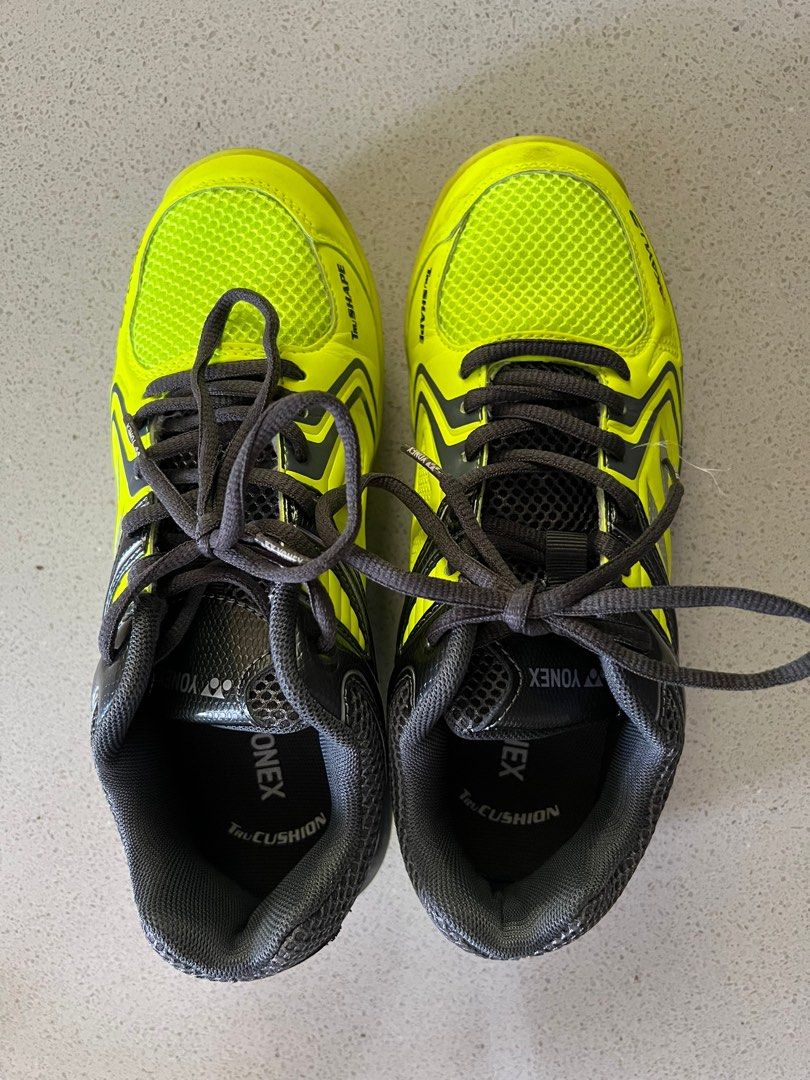 BNIB Yonex Akayu 2 size 24.5cm Sports Equipment Sports Games