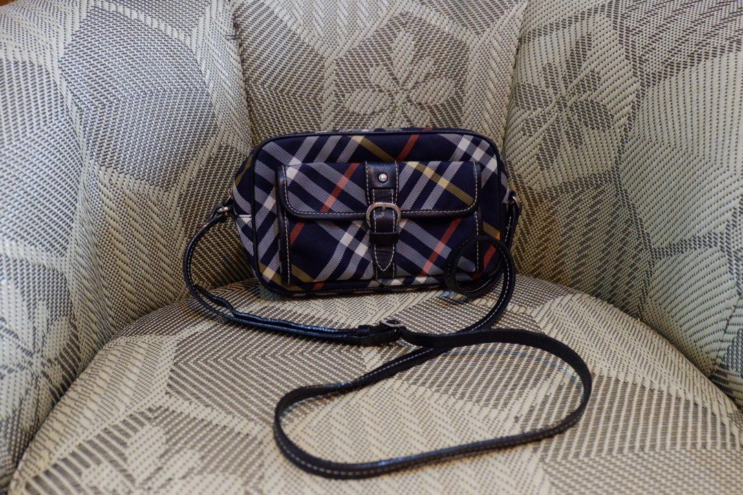 Burberry Camera Bag Blue Label Japan (Category: Cross-body Bags) located in Iloilo. Submitted by chringgg (Listing ID 1205248132, Image 1). Description: •bought from a thrift shop in japan last month •AUTHENTIC — i dont use fakes •mint-excellent condition •no flaws to mention bought ¥35000 (around 17500 pesos) selling only 15000 price slightly negotiable but if you lowball i will not reply 😄.