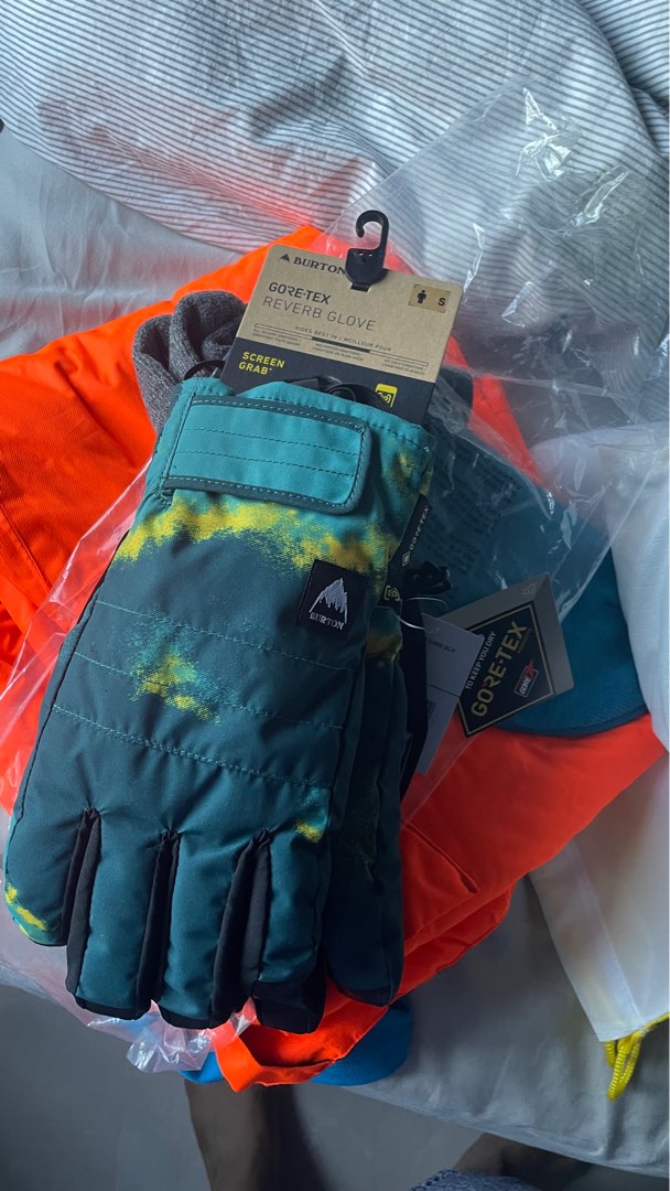 Burton Reverb gore-Tex 滑雪手套, 運動產品, 其他運動配件- Carousell