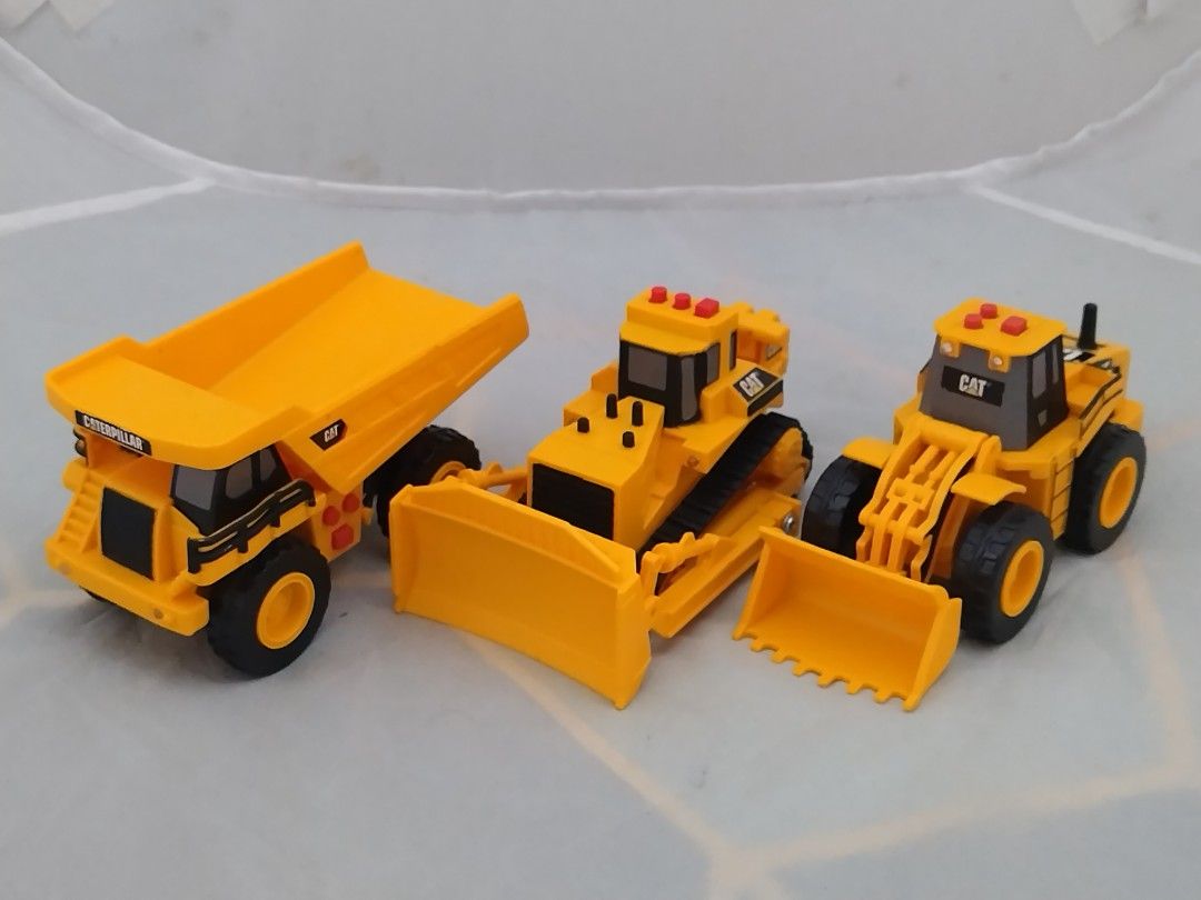 Cat mini hot sale dump truck