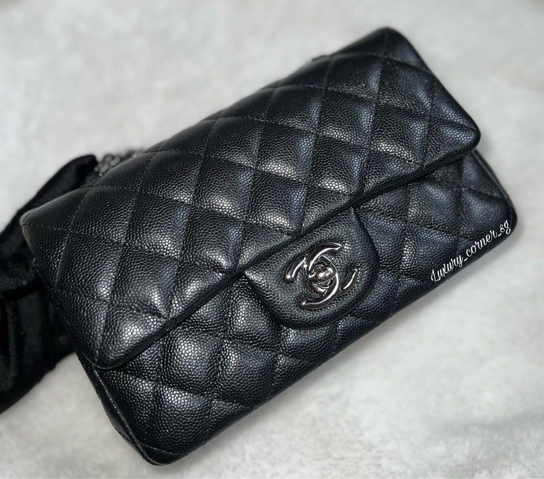 CHANEL Iridescent Caviar Quilted Medium Flap Wallet Black 1245456