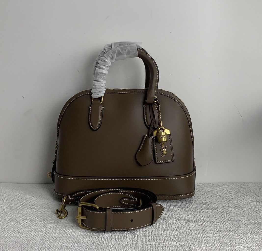 COACH REVEL BAG 24, Luxury, Bags & Wallets on Carousell