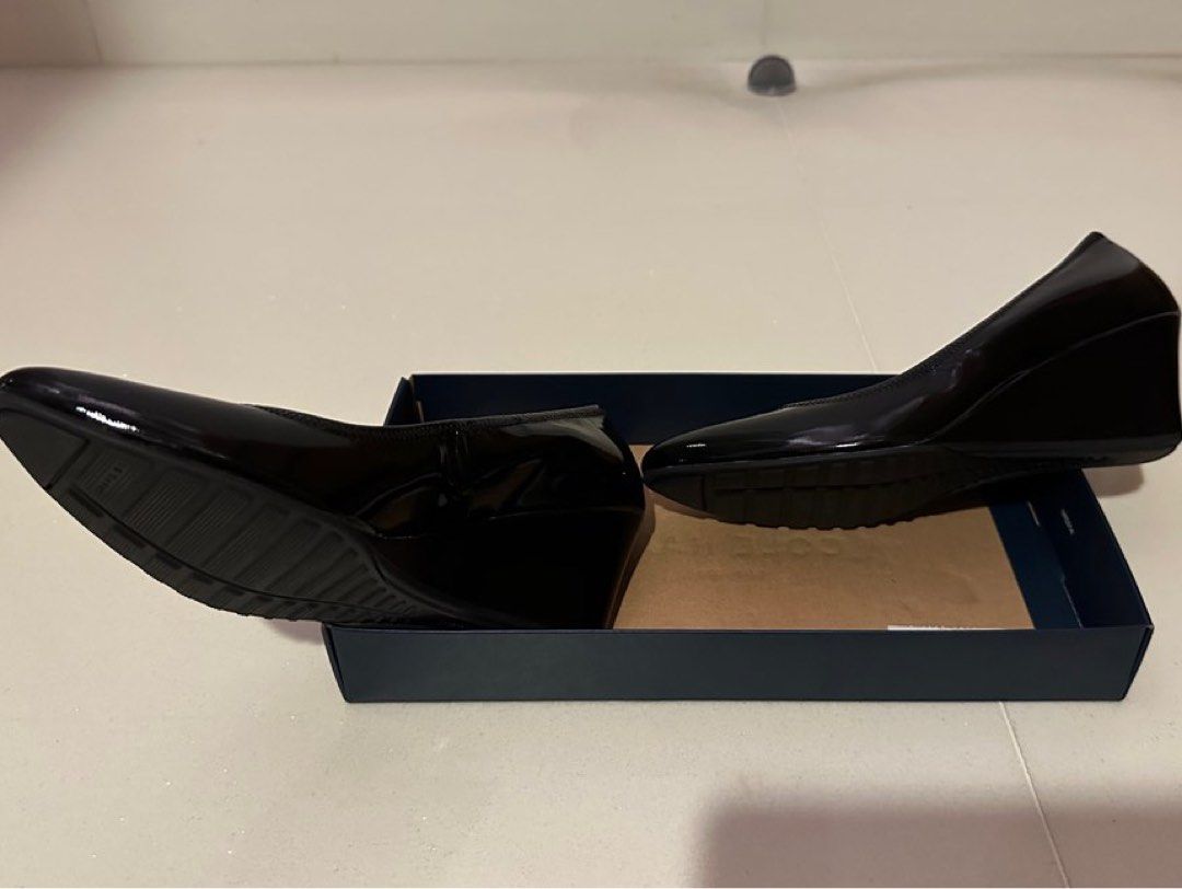 Cole haan emory shop luxe wedge pump