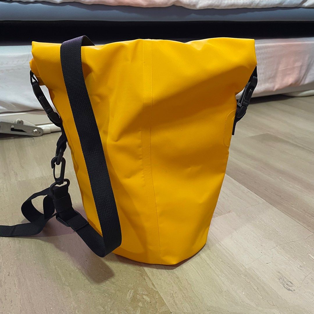 Quechua shop dry bag