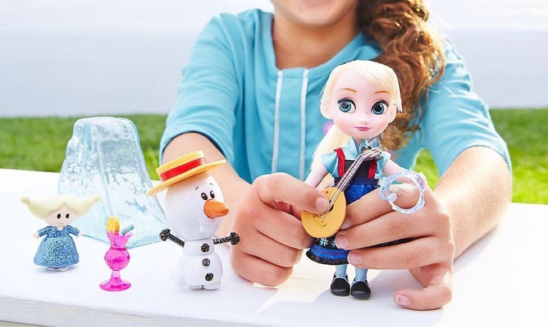 Disney Frozen Animators Collection Elsa Mini Doll Playset Kids, 興趣及遊戲