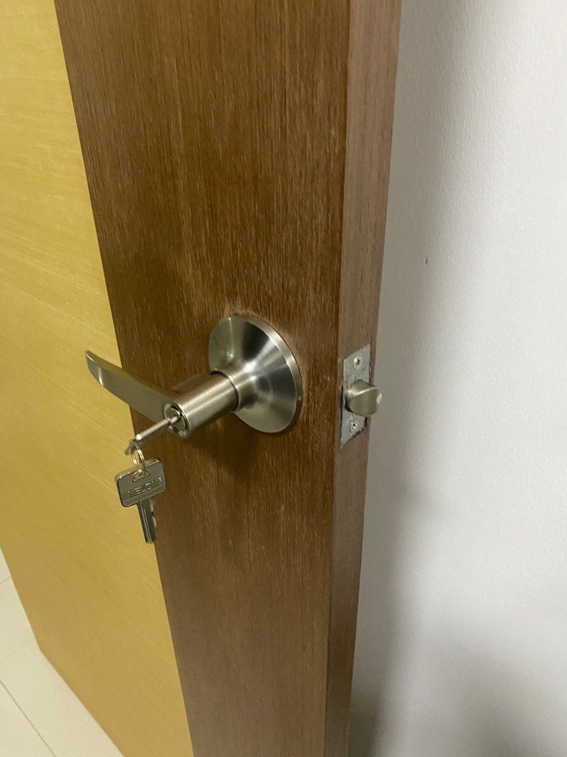 DOOR REAPIR,DOOR LOCK REPAIR,DOOR TRIMMING,DIGITAL LOCK INSTALLATION