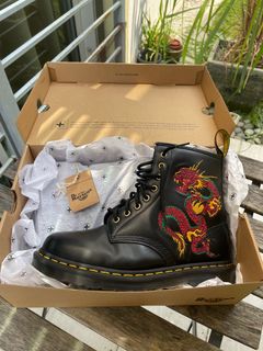 Dr martens 1460 sales embroidery