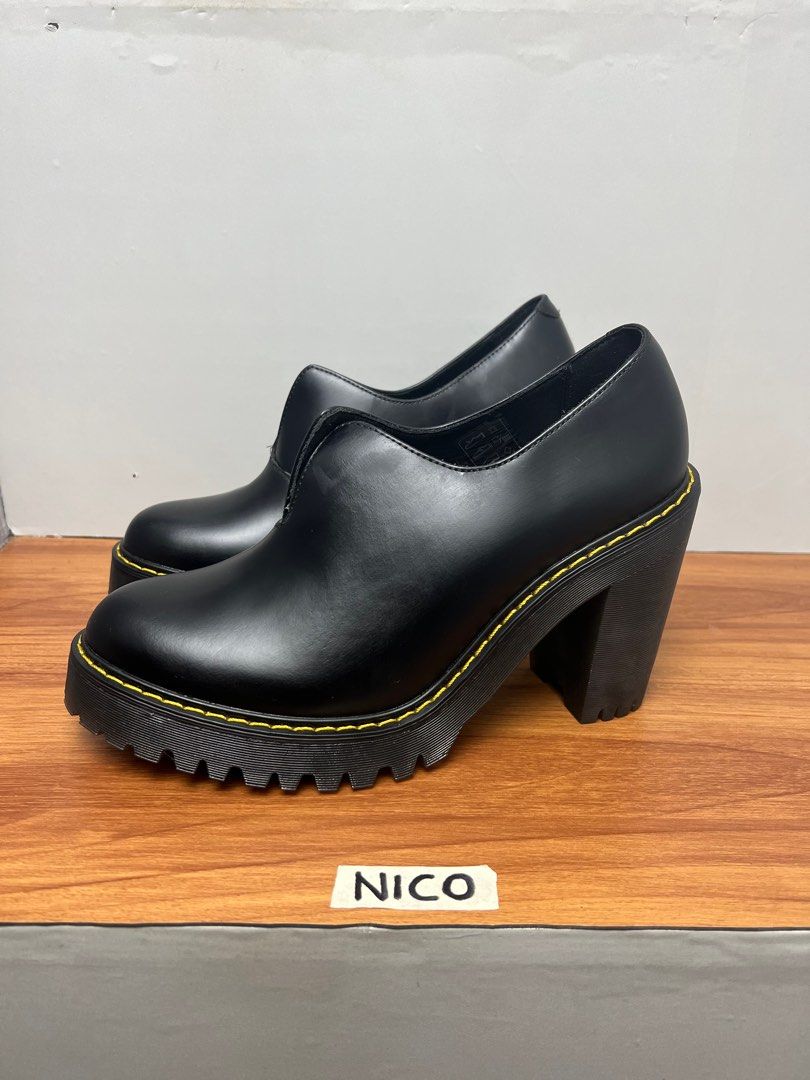 Dr martens cordelia black discount