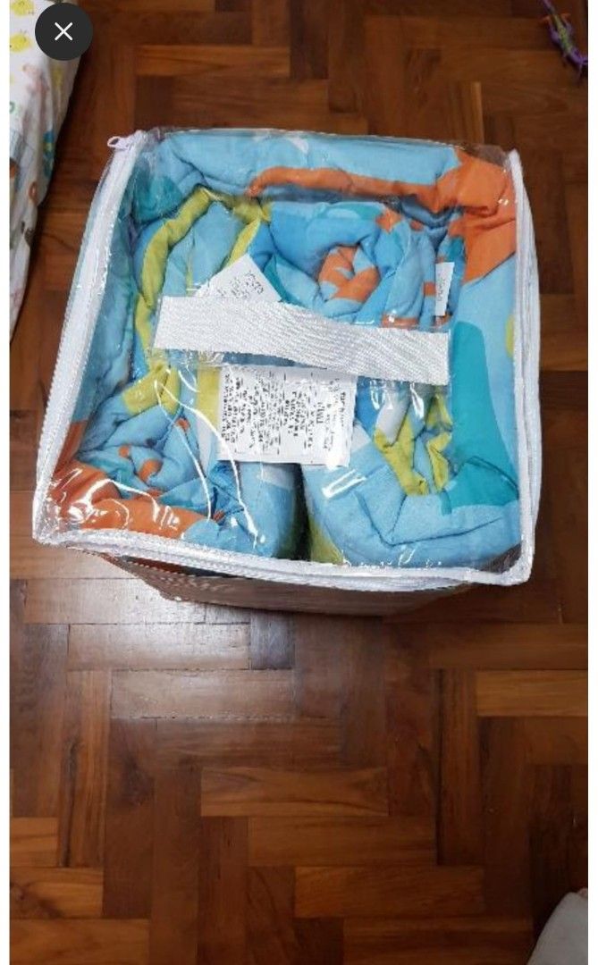 Dream factory dinosaur top bedding