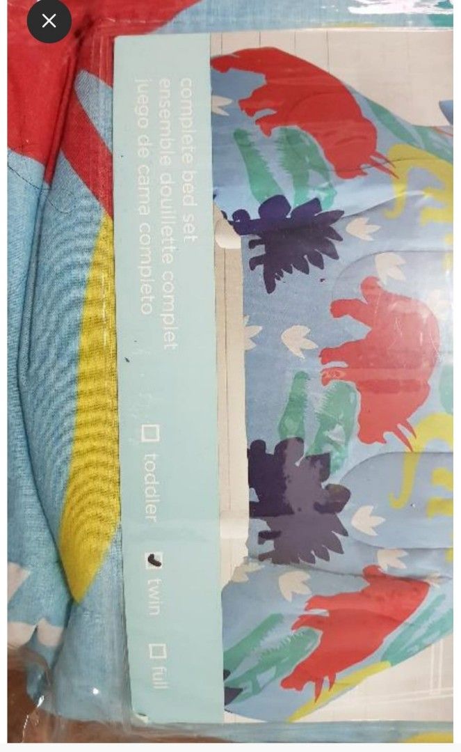 Dream Factory Dinosaur theme 5 piece bedding set Brand new in box