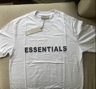 Essentials T shirt( Large-Barely used) (Free shipping)