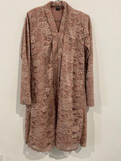 (Category: ) located in . Submitted by borahae_preloved (Listing ID 1205255434, Image 1). Description: .