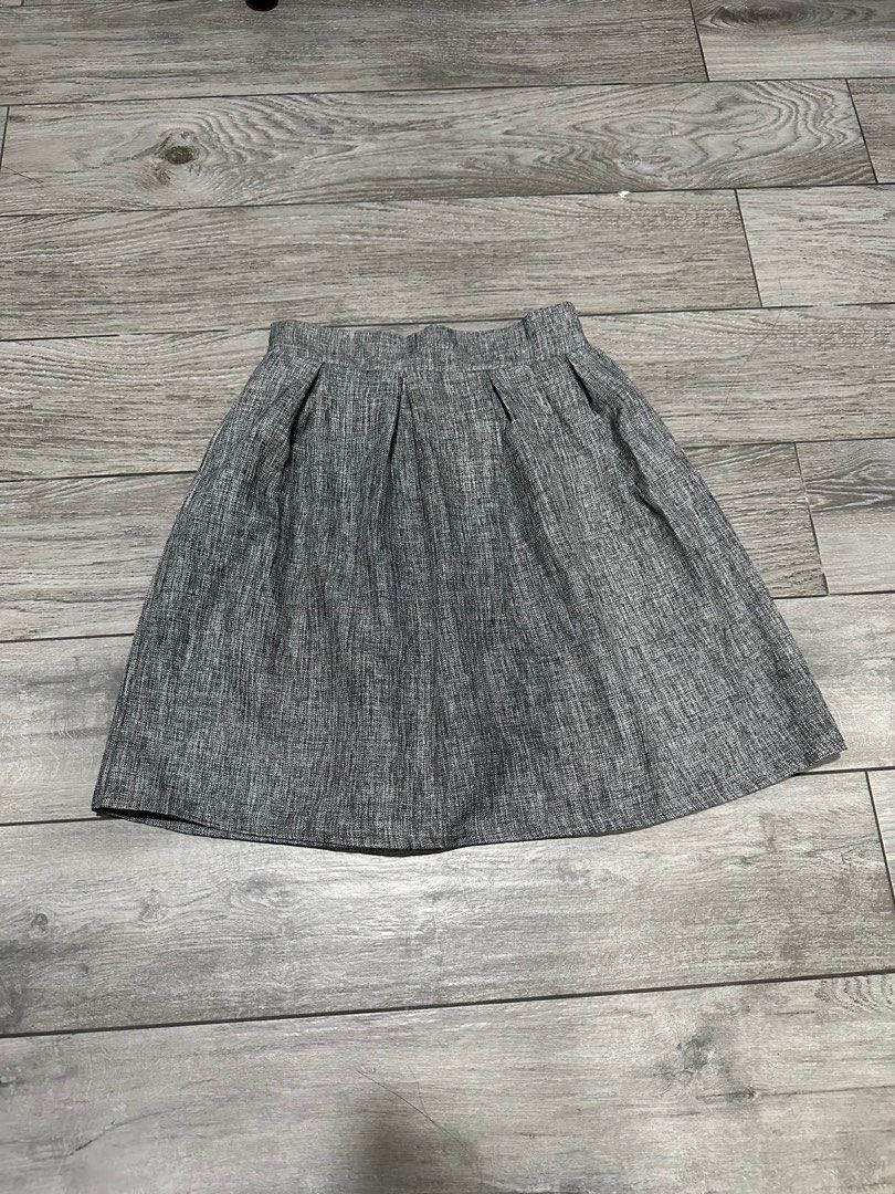 Elastic outlet gray skirt