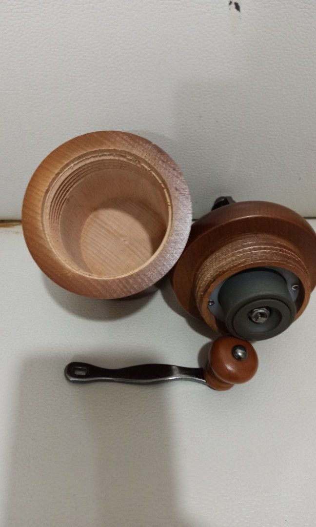 日本HARIO,Coffee Mill DOME, 家庭電器, 廚房電器, 咖啡機及咖啡壺 Carousell