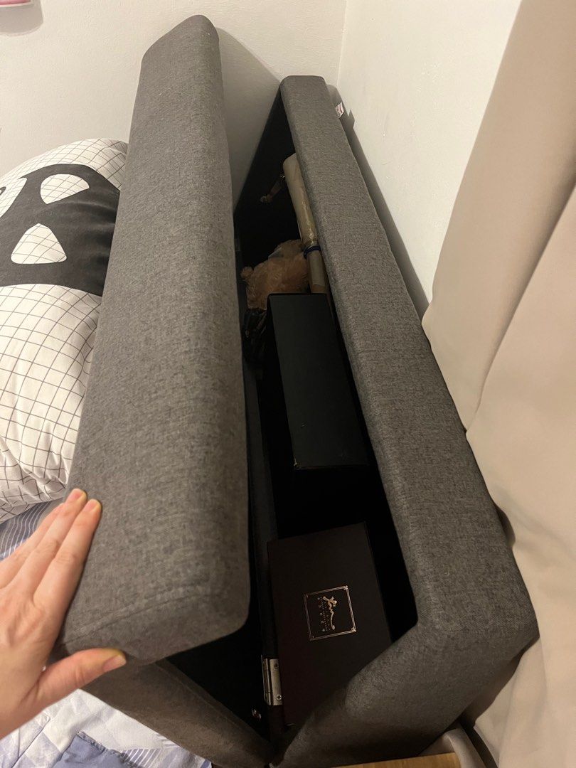 Harvey Norman king single kids bed with trundle, Furniture & Home Living, Furniture, Bed Frames